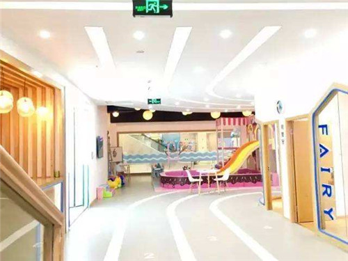 梵睿國際親子游泳俱樂部