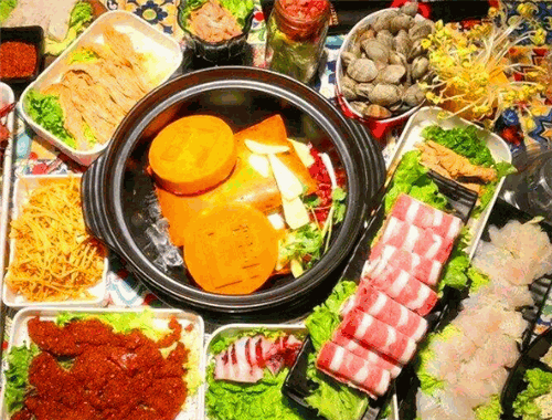 胡串門