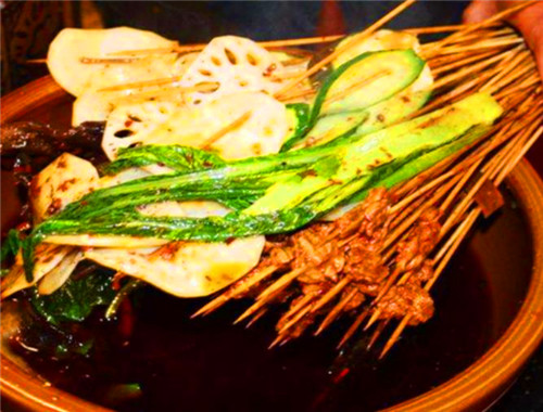 鬧十八冷鍋串串