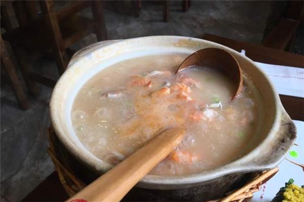 潮味園砂鍋粥
