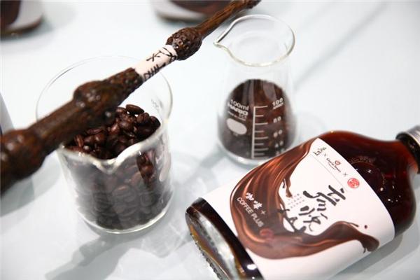彥悅山茶飲