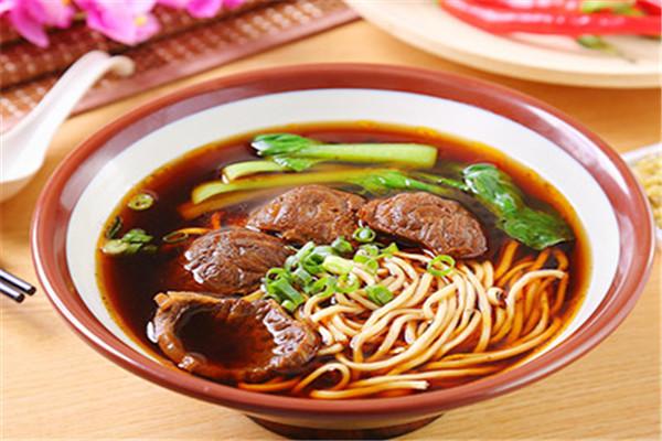 車(chē)媽媽黃花牛肉面