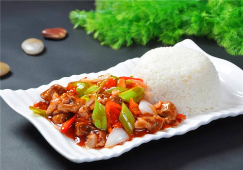 今骨記排骨飯
