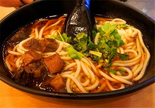 三品王牛肉粉