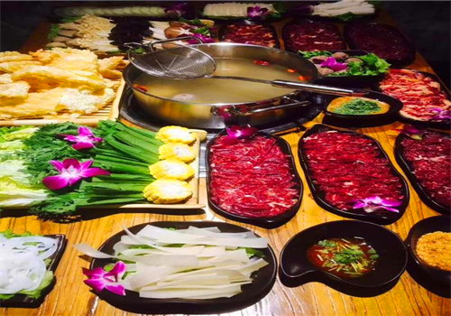 潮牛莊園鮮牛肉火鍋