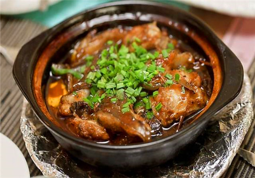 魚(yú)煲第一家