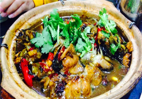 魚(yú)煲第一家