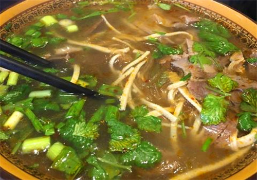樂山翹腳牛肉湯鍋