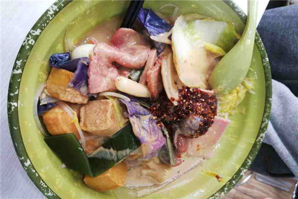 鮑記麻辣燙