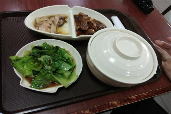 香樂門原盅蒸飯