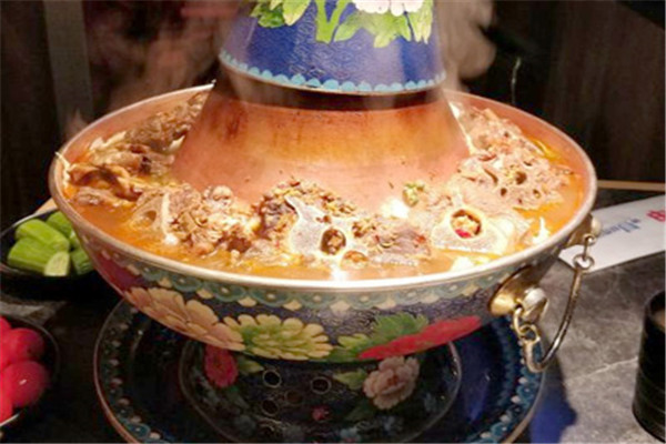 為什么要紅盔甲？日進(jìn)斗金，營收硬實(shí)力
