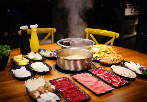 潮合牛肉火鍋店