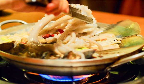 老土房章魚火鍋