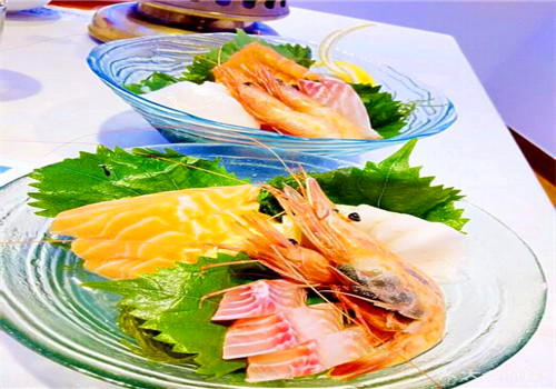 鄉(xiāng)見(jiàn)海鮮自助火鍋