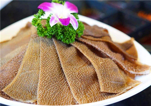 過(guò)三關(guān)厚毛肚火鍋
