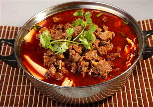 千牛刀霸氣牛肉鍋