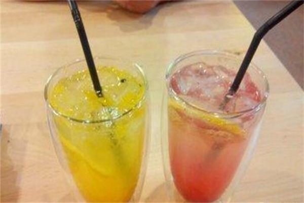 帥果奶茶