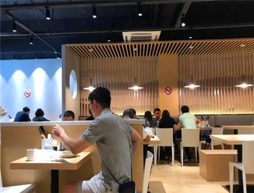快樂(lè)煲仔飯加盟
