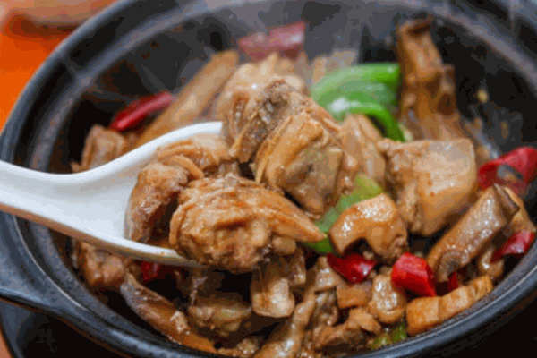 小冀黃燜雞米飯加盟