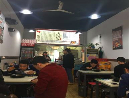 鄒宇記黃燜雞米飯加盟