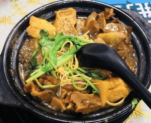 極味坊黃燜雞米飯
