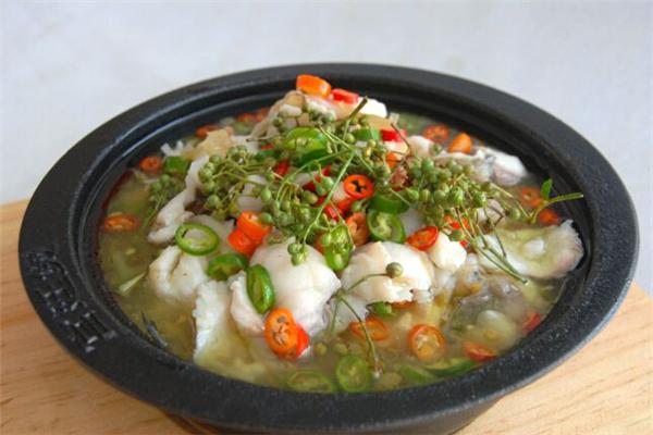 有吉有余藤椒魚快餐