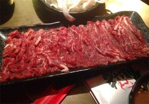 左庭右院牛肉火鍋