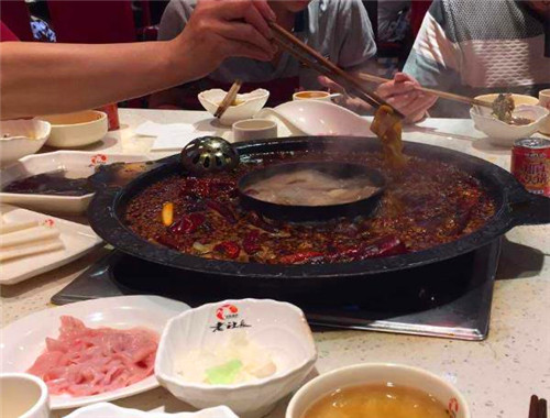 老社長知青火鍋加盟