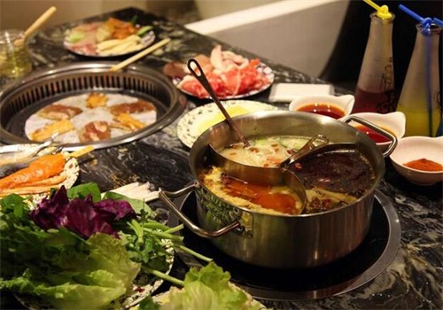 麻辣小屋加盟