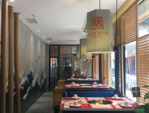 塘門英雄魚頭火鍋加盟