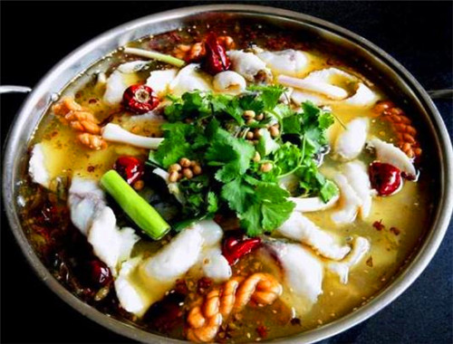偶魚魚火鍋