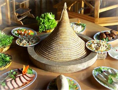 金福林石鍋魚(yú)火鍋加盟
