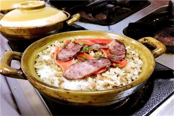 遼聊砂鍋飯加盟