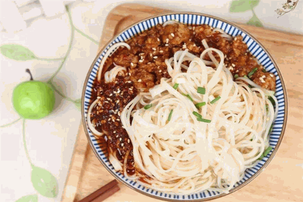 鴻牛面館加盟