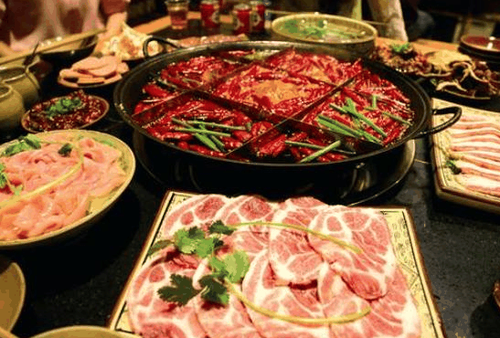 叁哩囤鮮牛肉火鍋