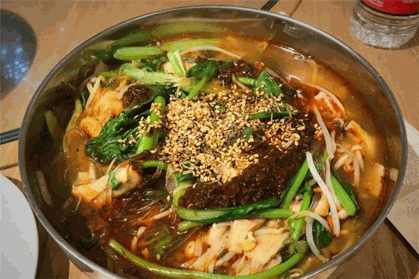 老鐵老式麻辣燙