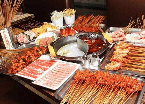 簽?zāi)陼r(shí)光火鍋串串香