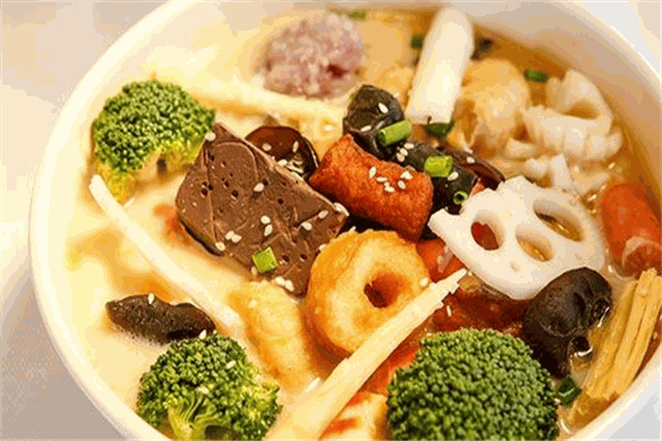 漫撈麻辣燙加盟