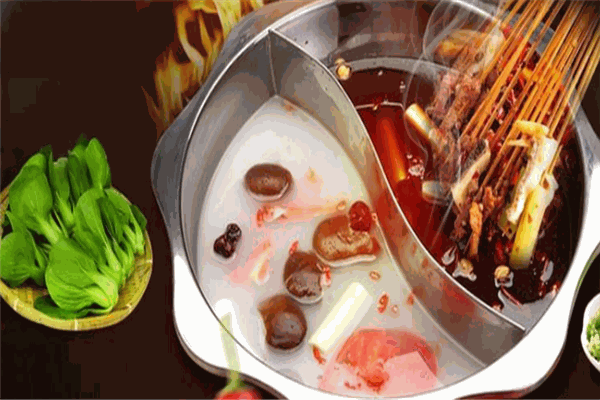 何家香串串香火鍋加盟