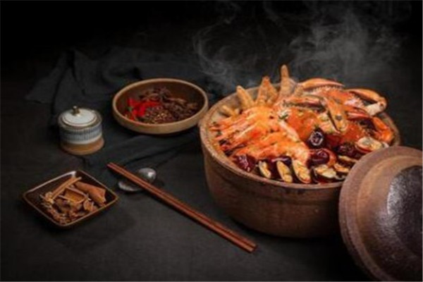 味小煲肉蟹煲加盟