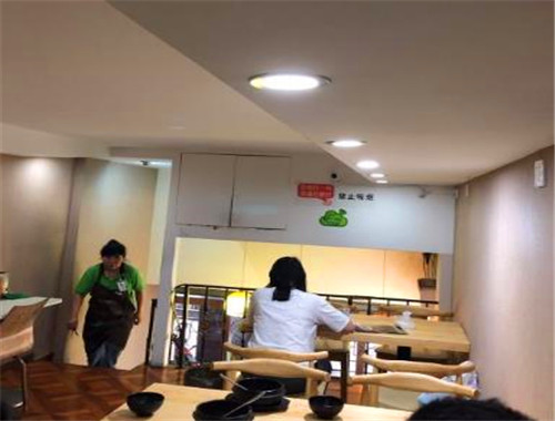 韓尚石鍋拌飯加盟