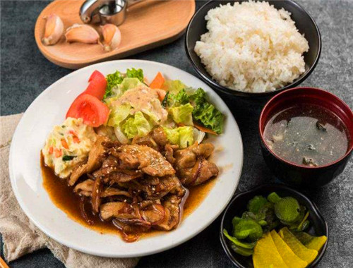 味來(lái)烤肉飯加盟