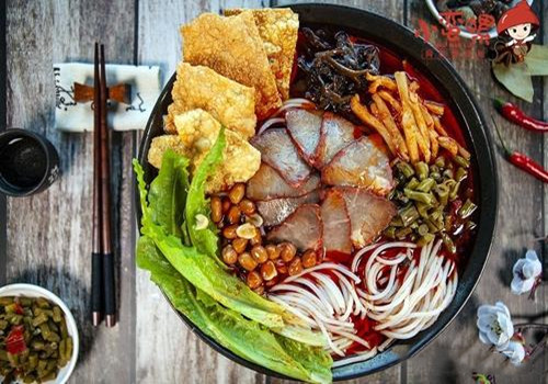 小蠻螺秘制螺螄粉加盟