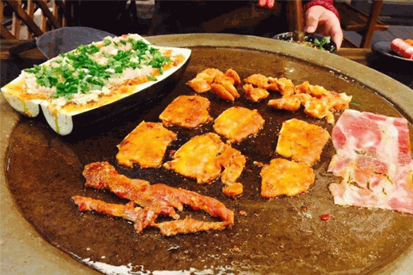 源漢石板烤肉加盟