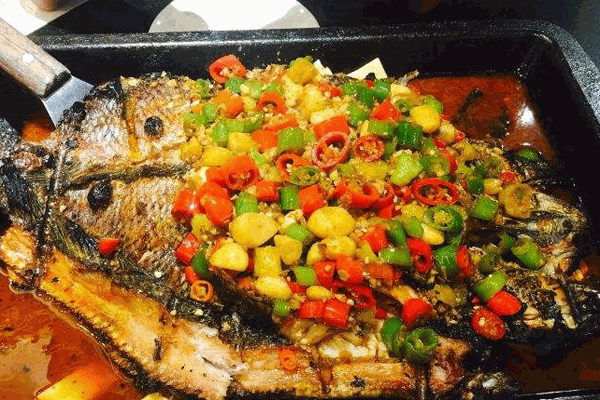 煙火魚鄉(xiāng)烤魚加盟