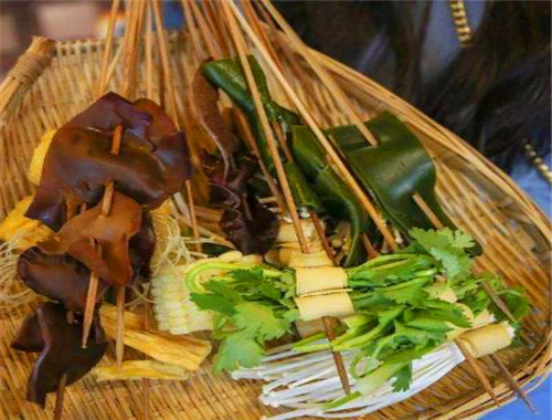 美翻天串串香加盟