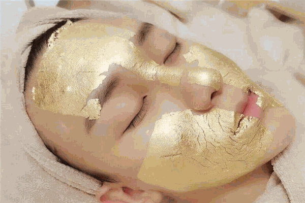 京顏?lái)n式皮膚管理加盟