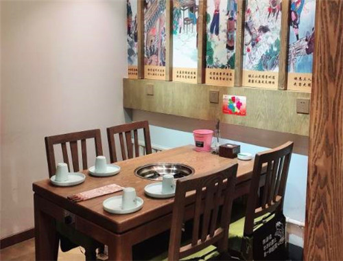 饞貓重慶火鍋串串香加盟