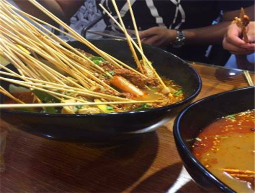 串串英雄加盟