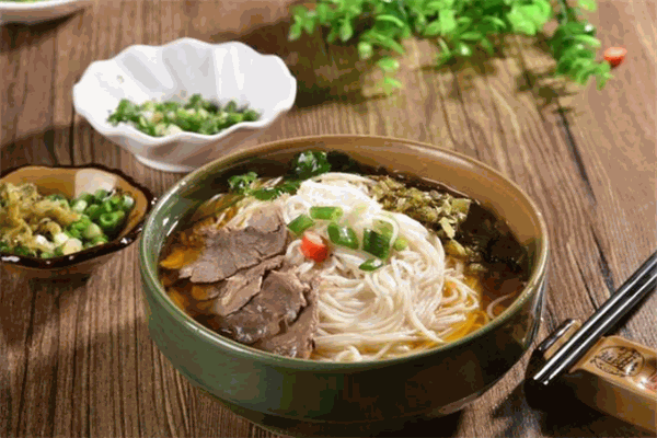 昆明上坐過橋米線加盟